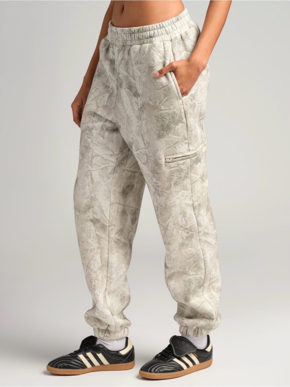 NWOT Airplane Mode Travel Jogger Pants